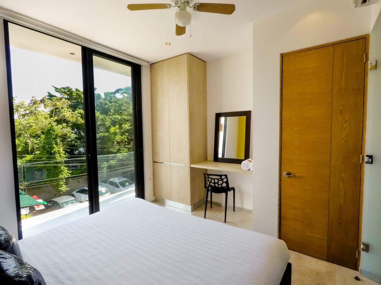 Menesse 32 Luxury By Mikitito Apartment