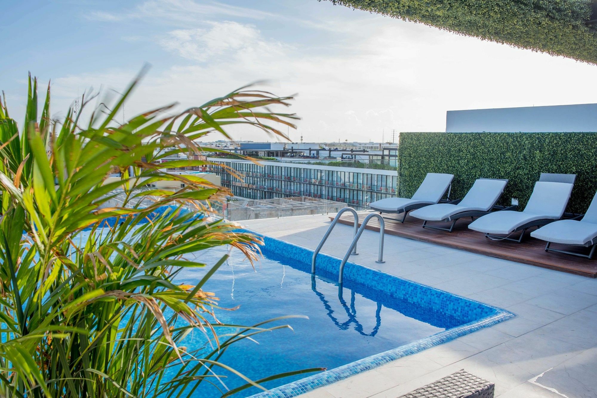 Apartment Menesse 32 Luxury By Mikitito