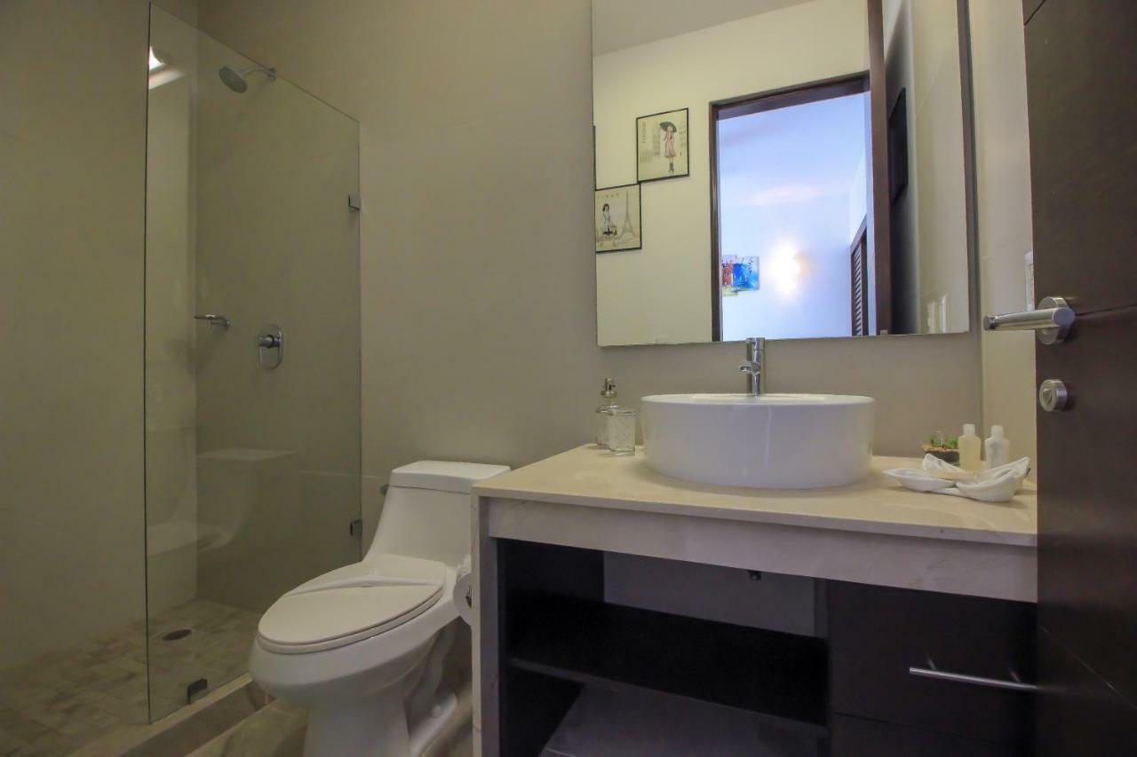 Apartment Penthouses With Private Rooftop & Hot Tub In Grounds *