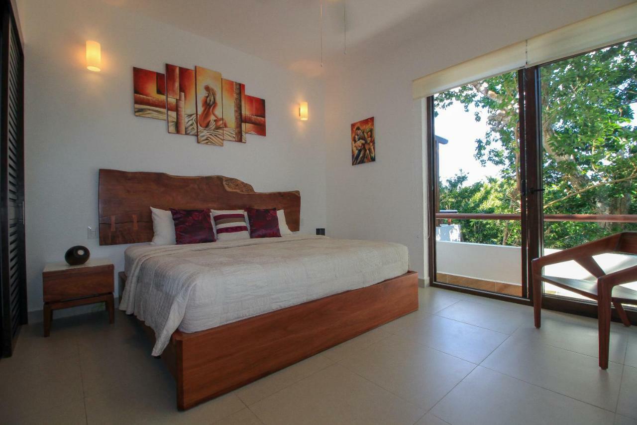 Penthouses With Private Rooftop & Hot Tub In Grounds Apartment