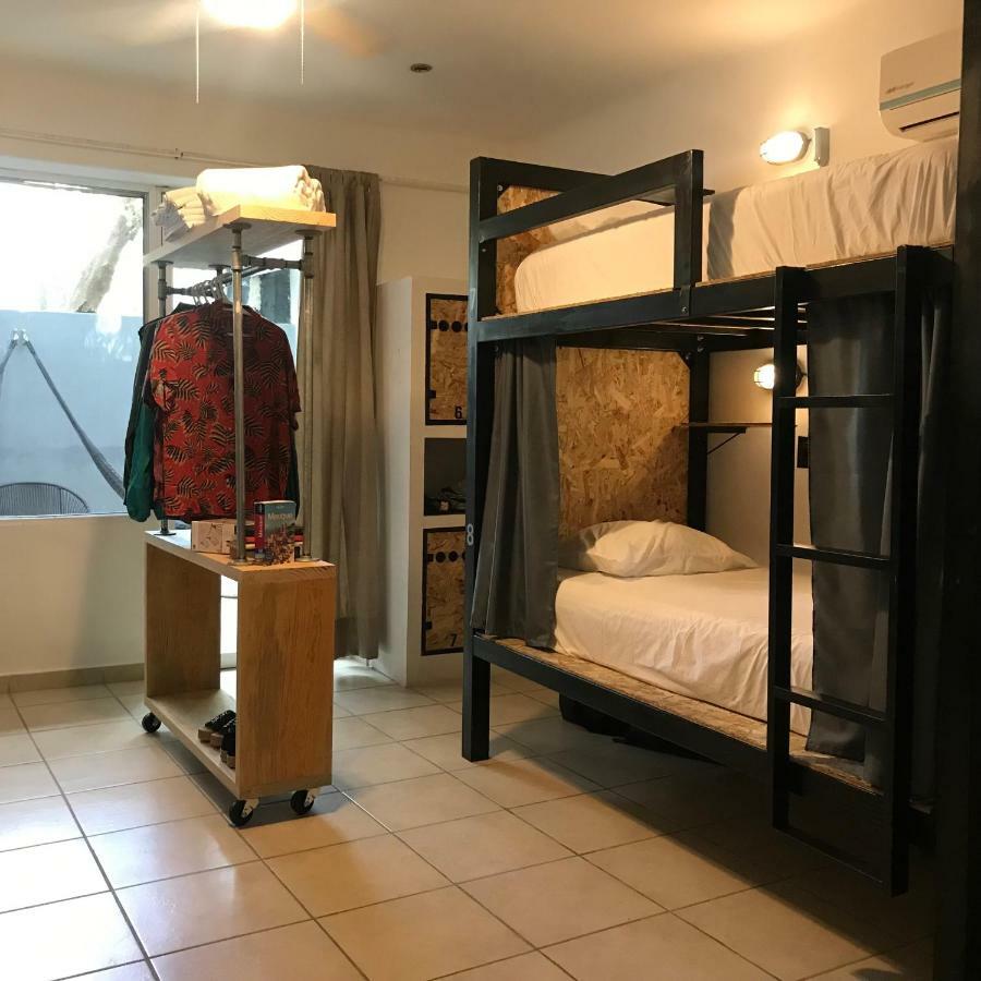 Urban Beach Chic Hostel Playa del Carmen