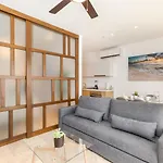 Modern And Cozy 1Br Apartment With City Views.