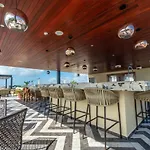 Luxury 2 Bedroom Condo - Beautiful Ocean View At Singular Joy Residences, Jade