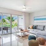 Luxury Ocean View Condo In Mareazul Beach Front - Almajuma House