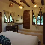 Casa Violeta
