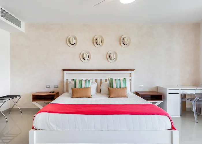 Mareazul Beach Front Condos At Playa Del Carmen
