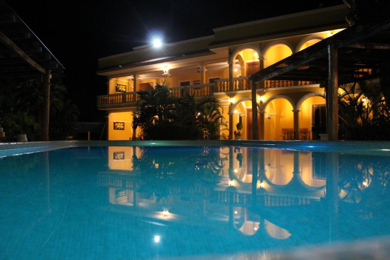 Scarlette Hotel