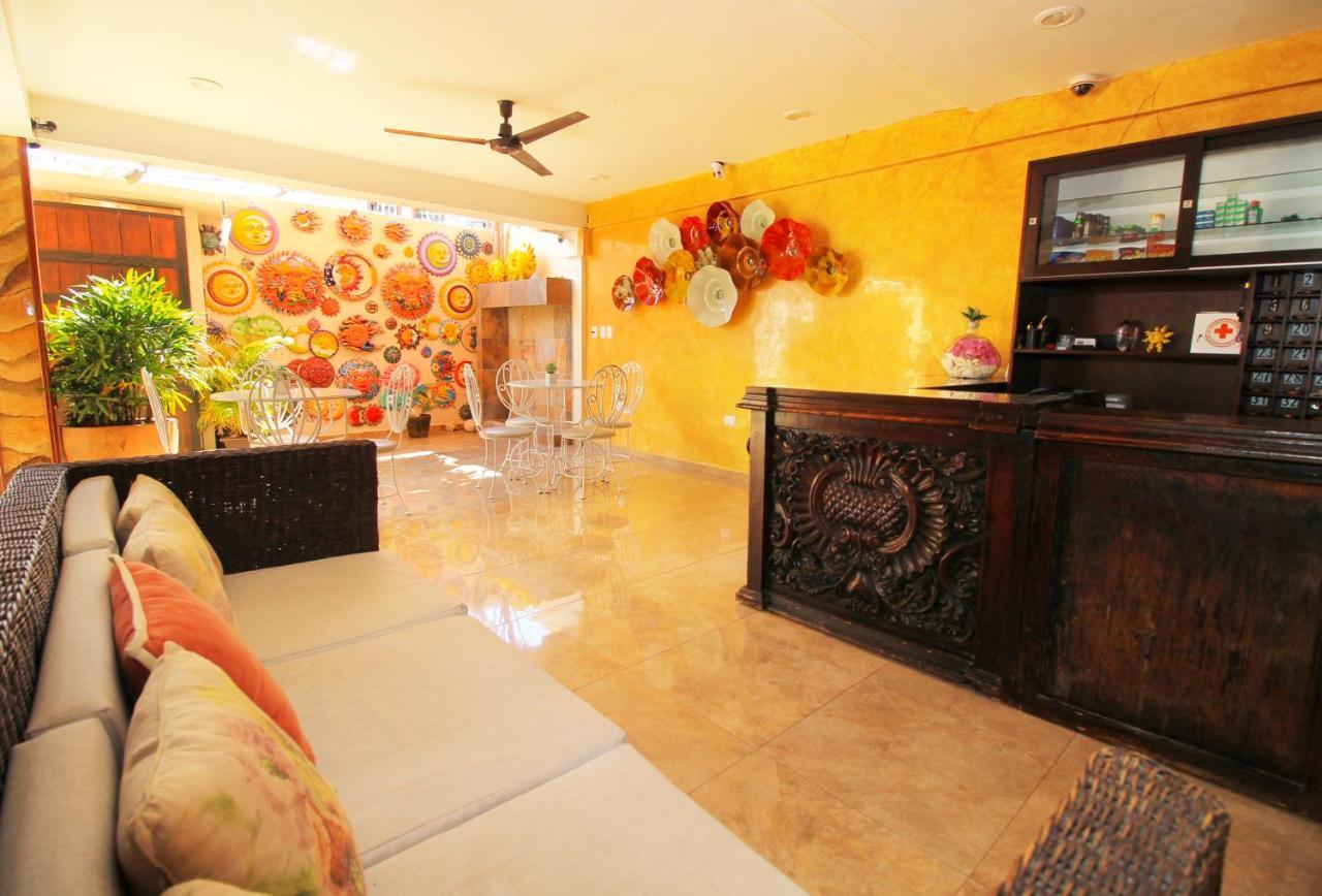 Papagayo Hotel
