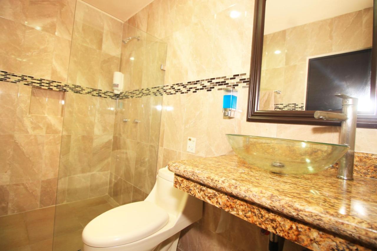 Papagayo Hotel 5*