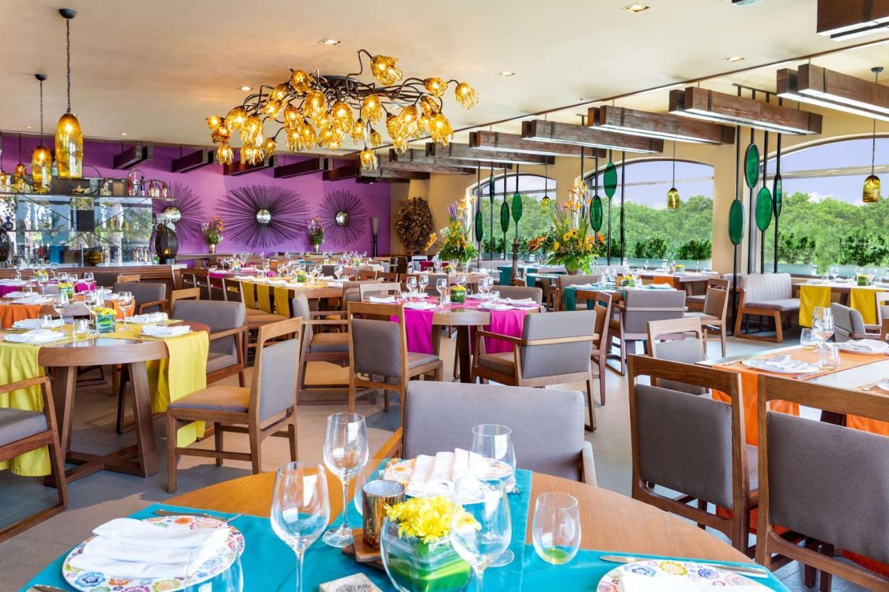 Resort Grand Residences Riviera Cancun,