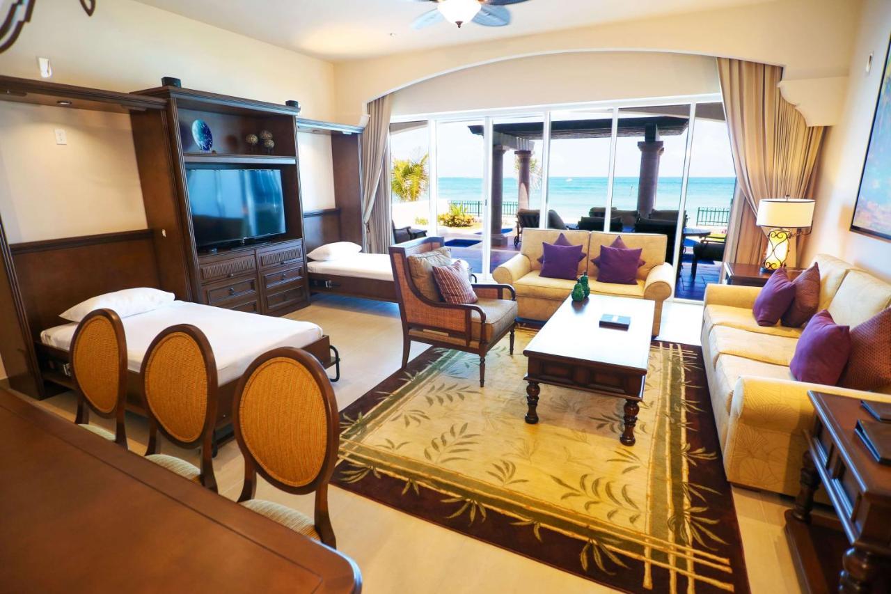 Grand Residences Riviera Cancun, Resort