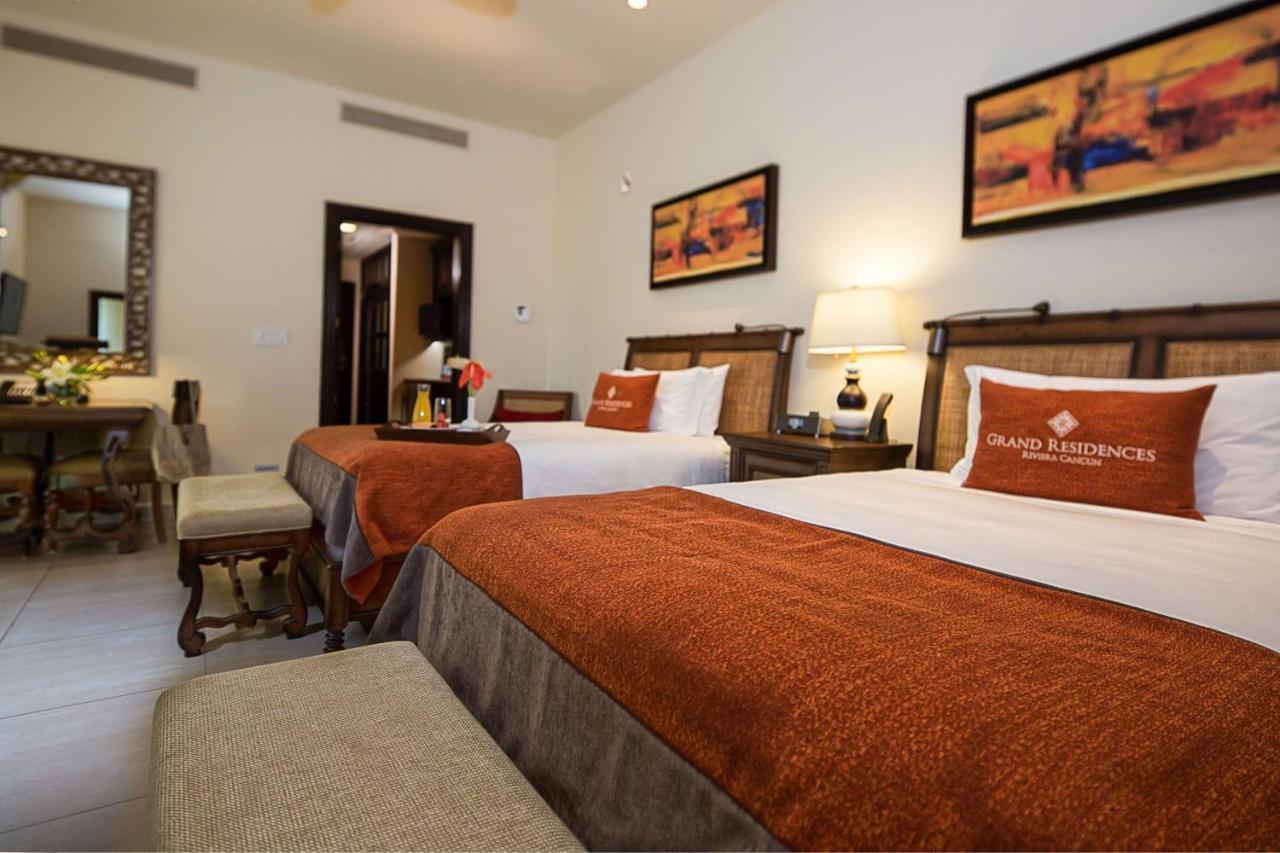Grand Residences Riviera Cancun, 5*