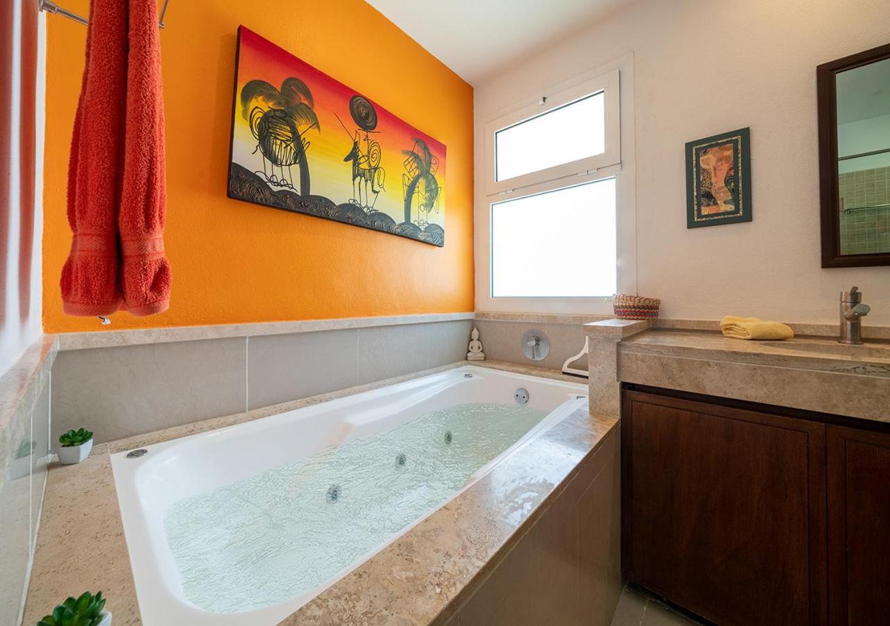 2 Bedroom With Pool & Gym - At Quadra Alea - Xaman 201 * Playa del Carmen