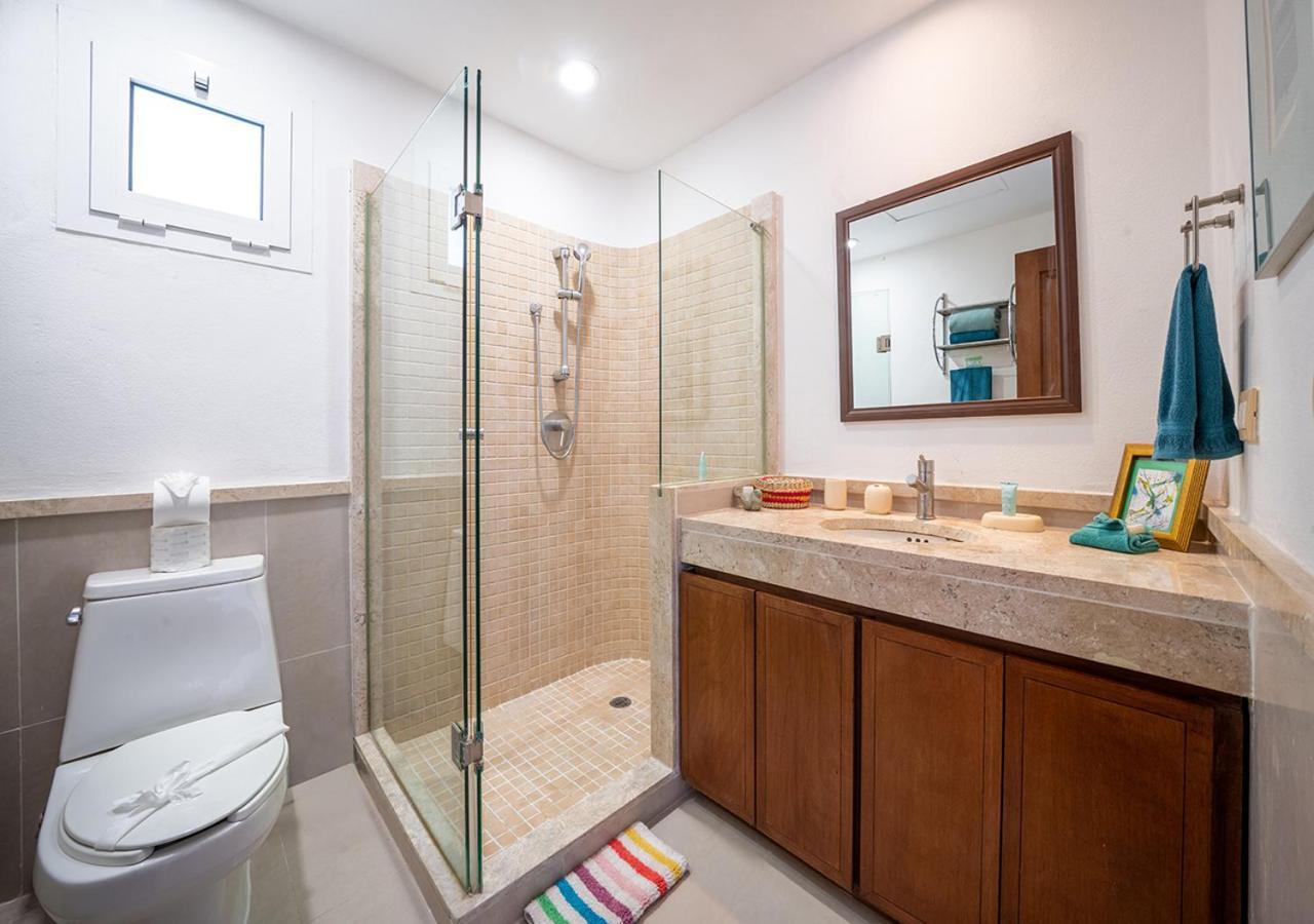 2 Bedroom With Pool & Gym - At Quadra Alea - Xaman 201 Holiday home Playa del Carmen