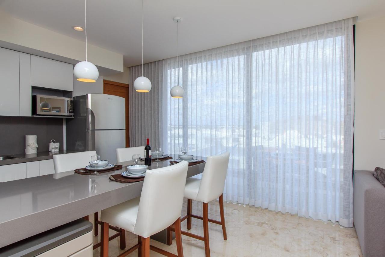 A-nah Apartments, Rooftop Pool, Walking Distance To 5th Avenue Apartment Playa del Carmen