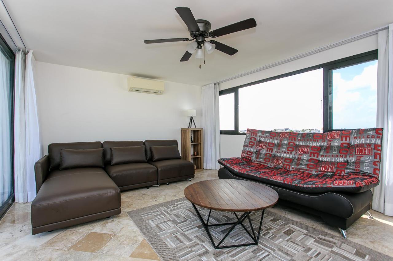 Apartment A-nah Apartments, Rooftop Pool, Walking Distance To 5th Avenue