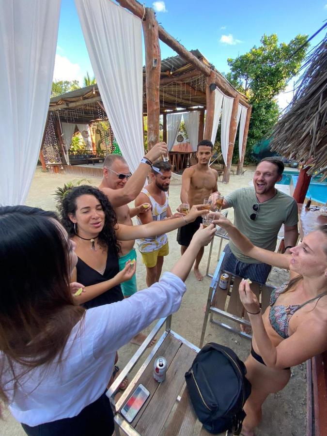 The - Food, Drinks And Transportation To The And Cenotes Hostel