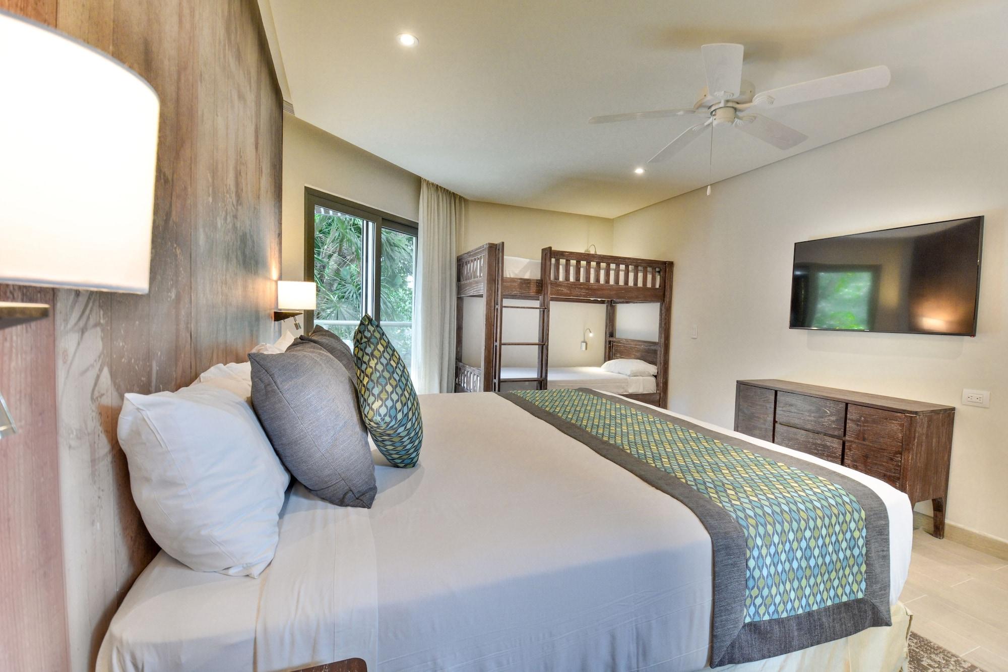Sandos Caracol Eco Resort & Water Park (Adults Only) Resort 5*