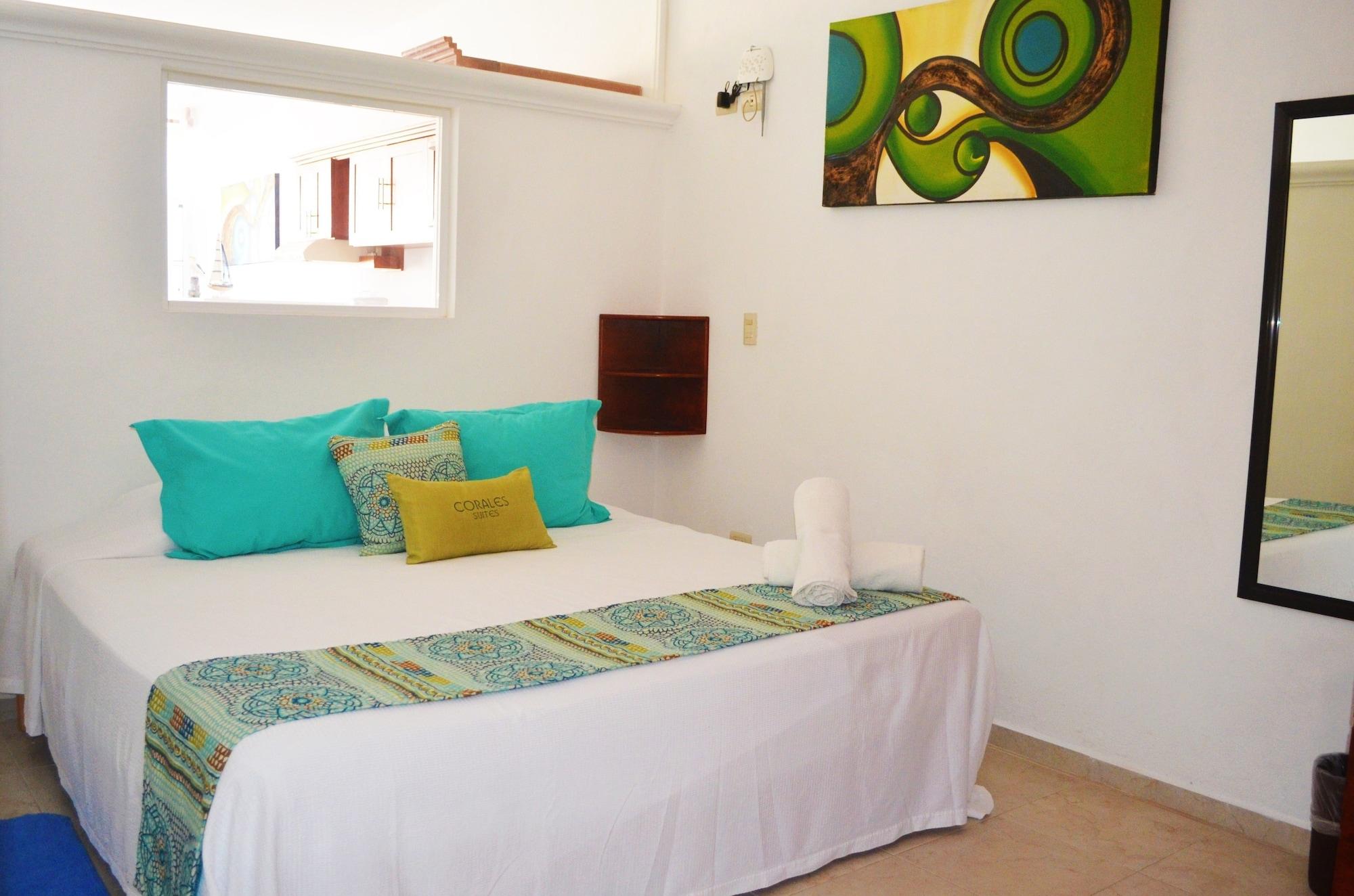 Corales Hotel 3*