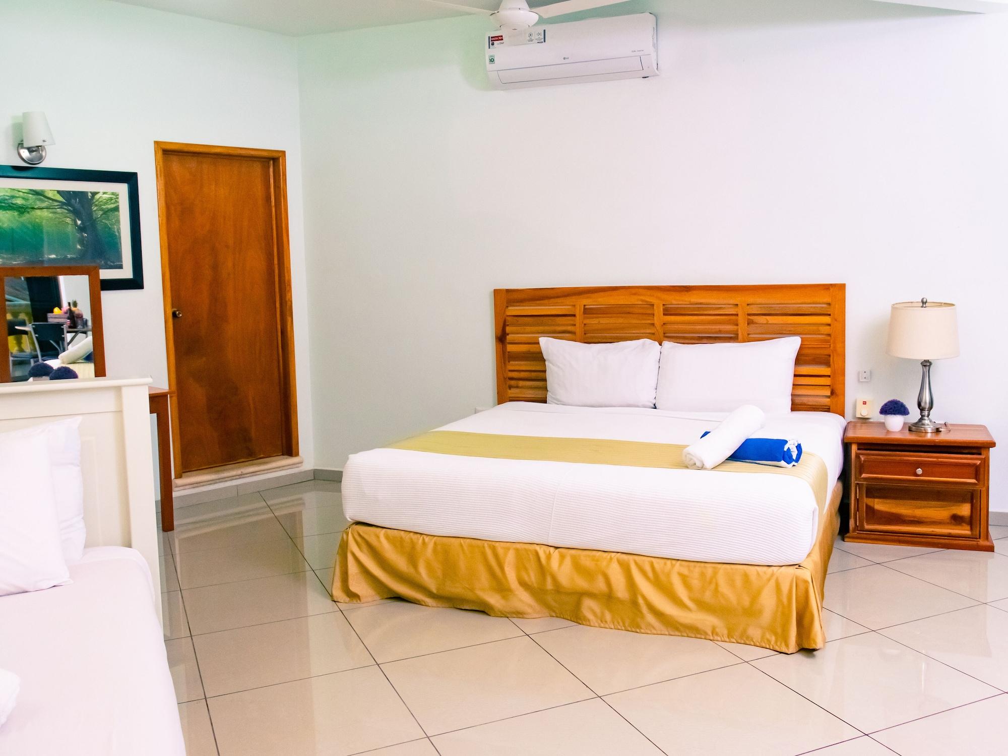 Hotel Scarlette 3*