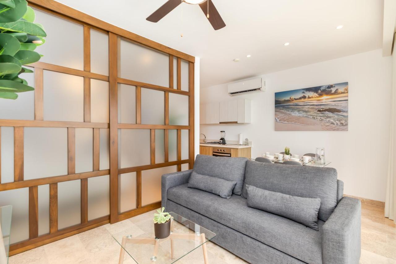 Modern And Cozy 1br With Views. *