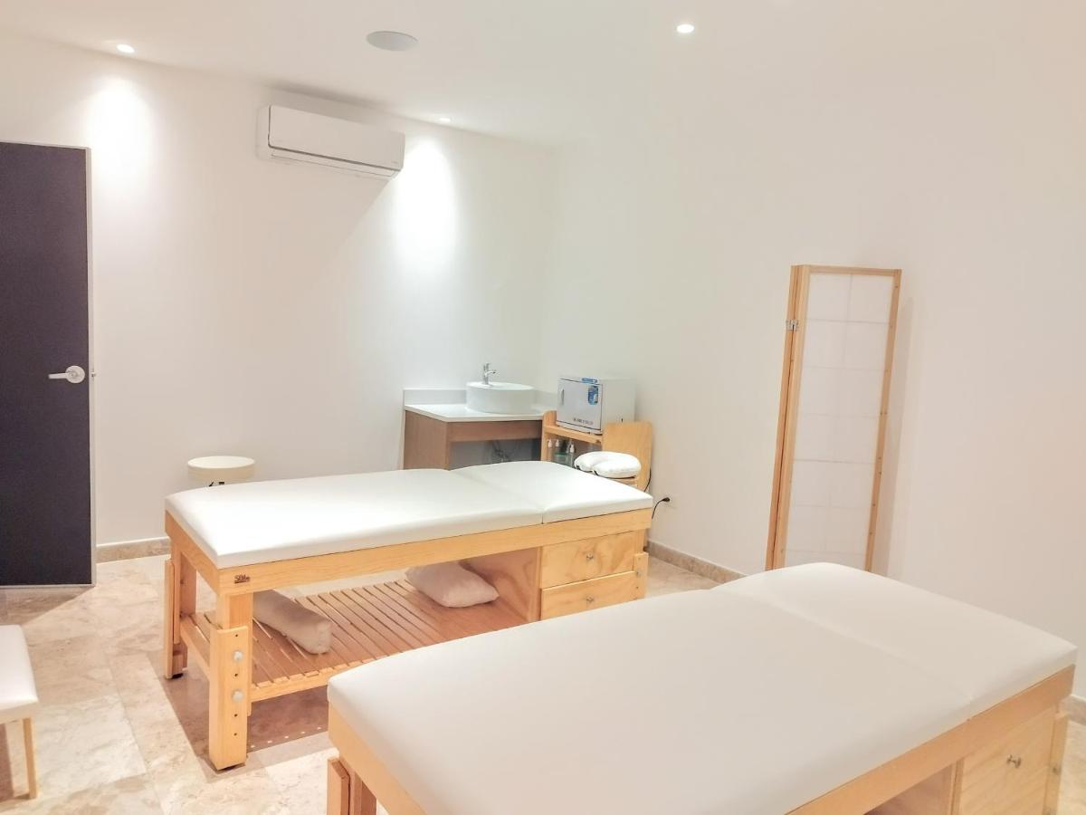 Holiday home Modern And Cozy 1br With Views.