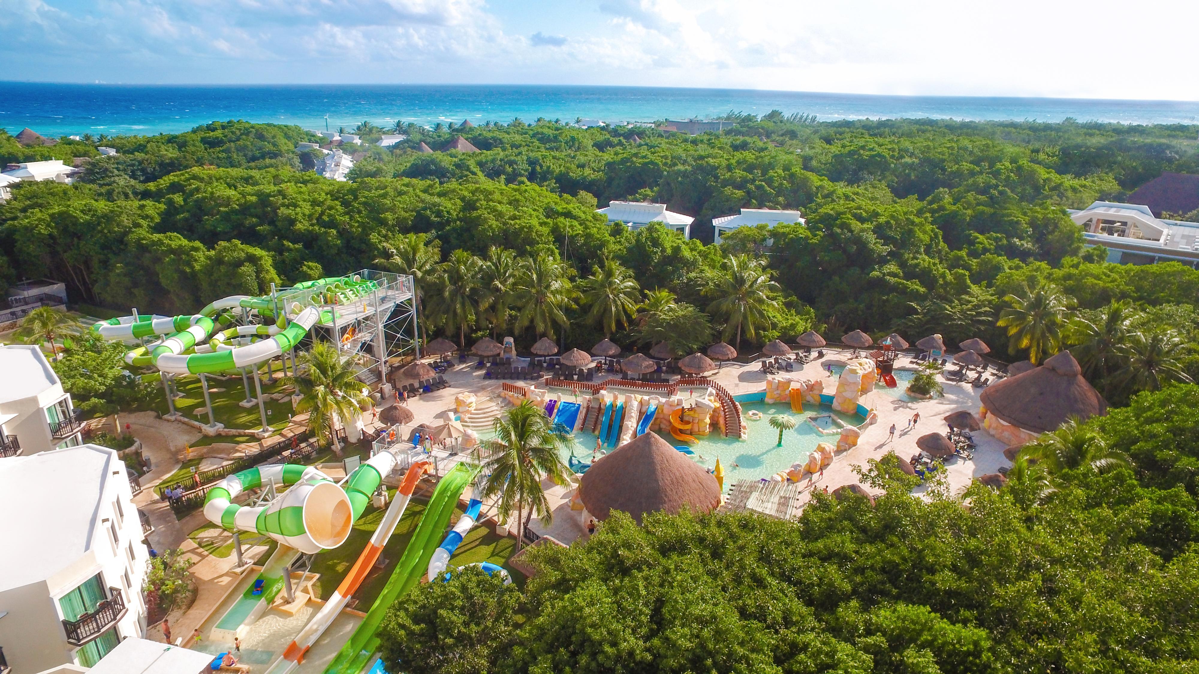 Sandos Caracol Eco Resort & Water Park (Adults Only)