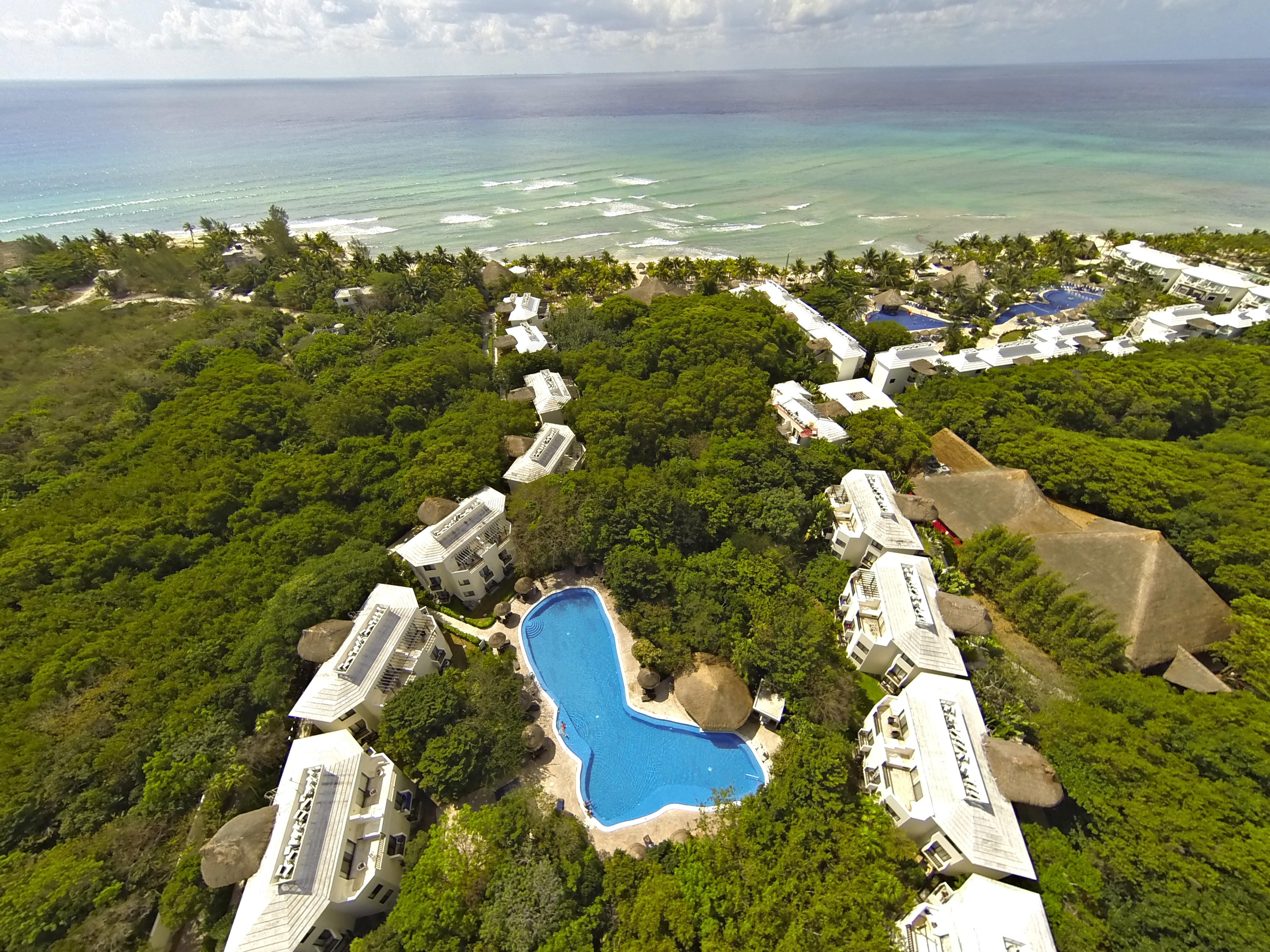 Sandos Caracol Eco Resort & Water Park (Adults Only)