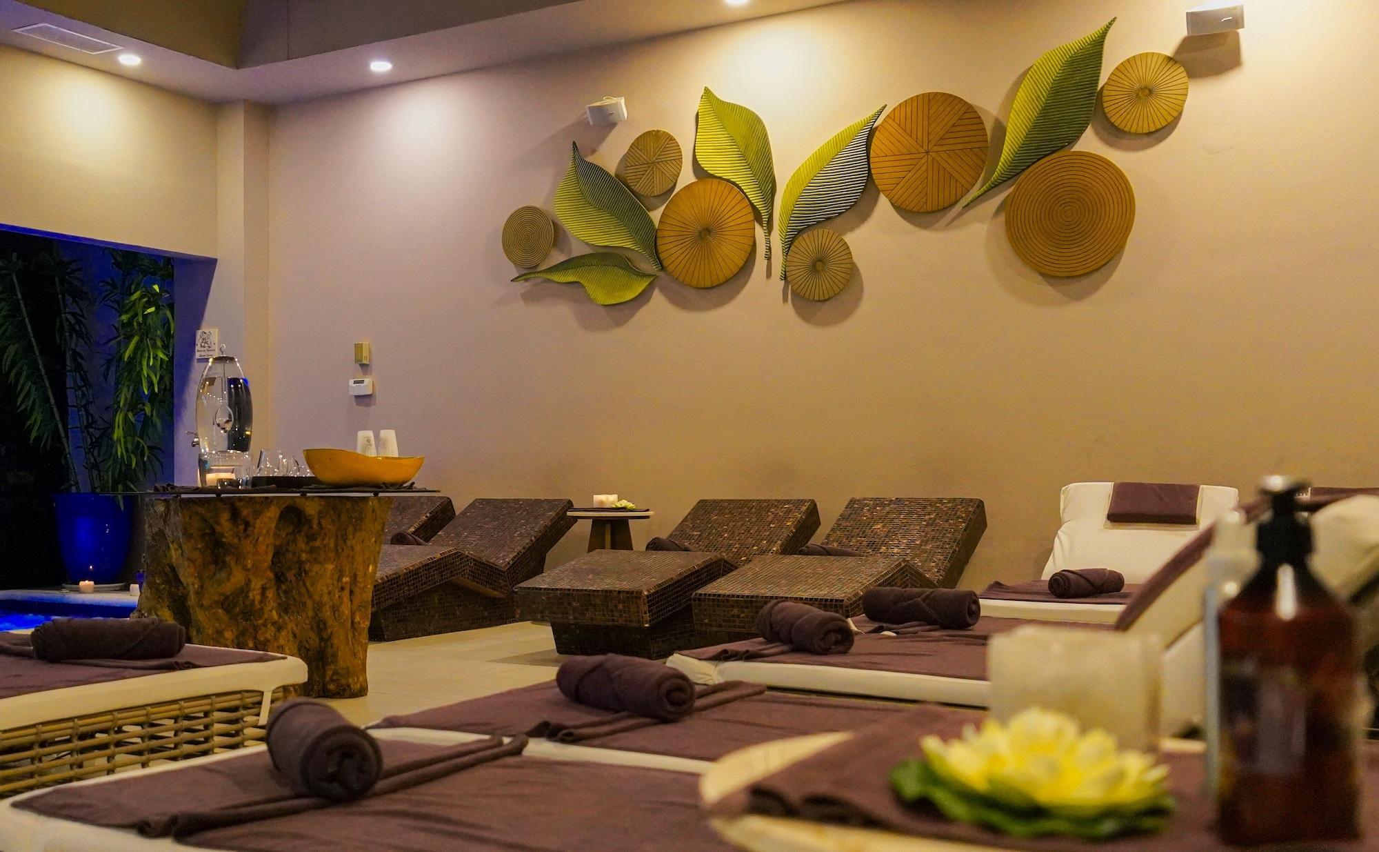 Resort A Private Junior At The All-inclusive, Ventus At Marina El Cid & (adults Only)