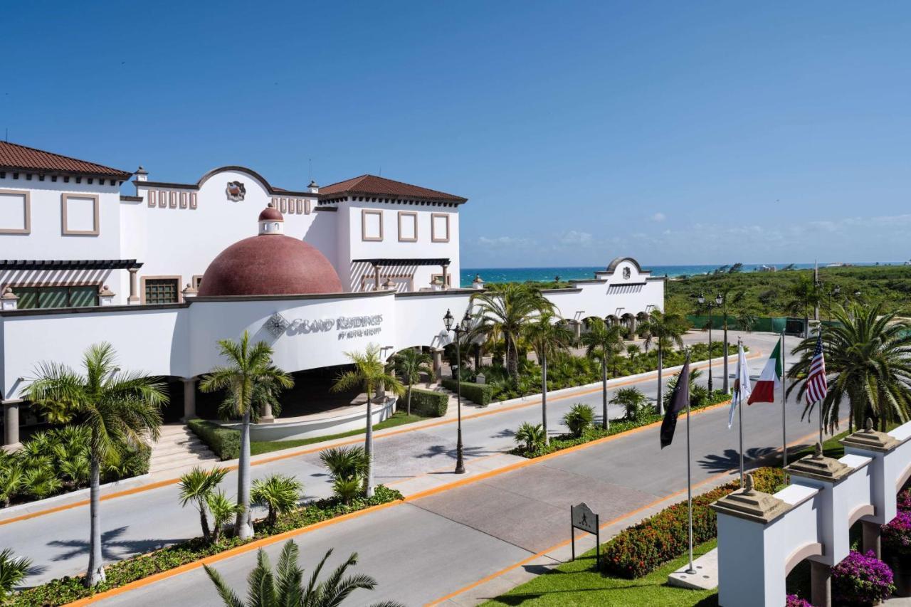 Grand Residences Riviera Cancun, Resort 5*