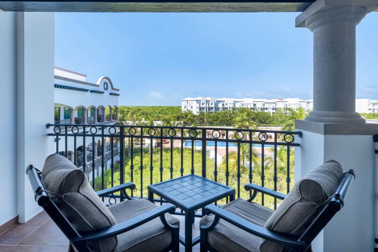 Grand Residences Riviera Cancun, Resort
