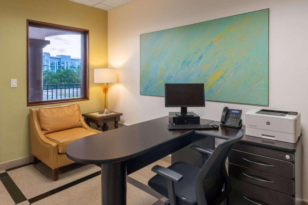 Grand Residences Riviera Cancun, Resort