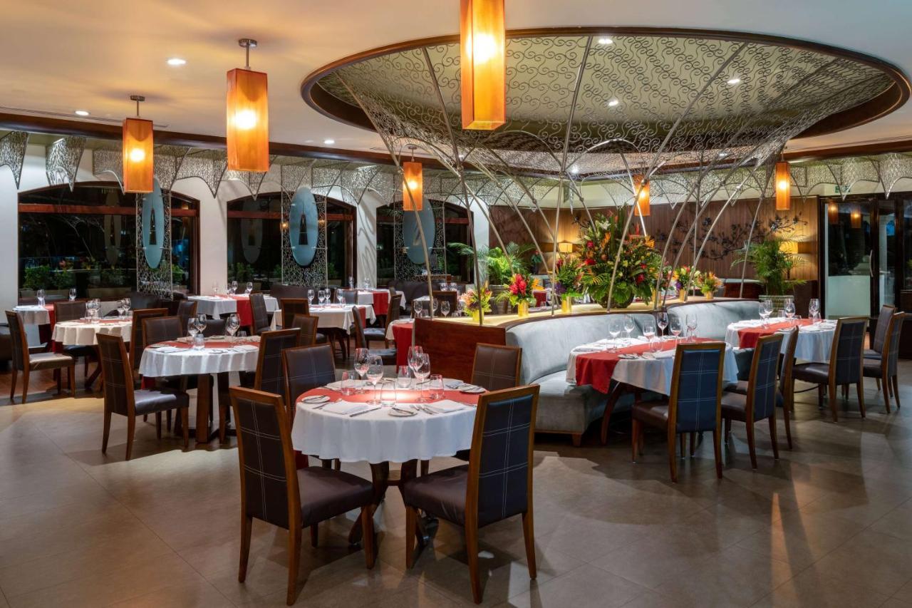 Resort Grand Residences Riviera Cancun,