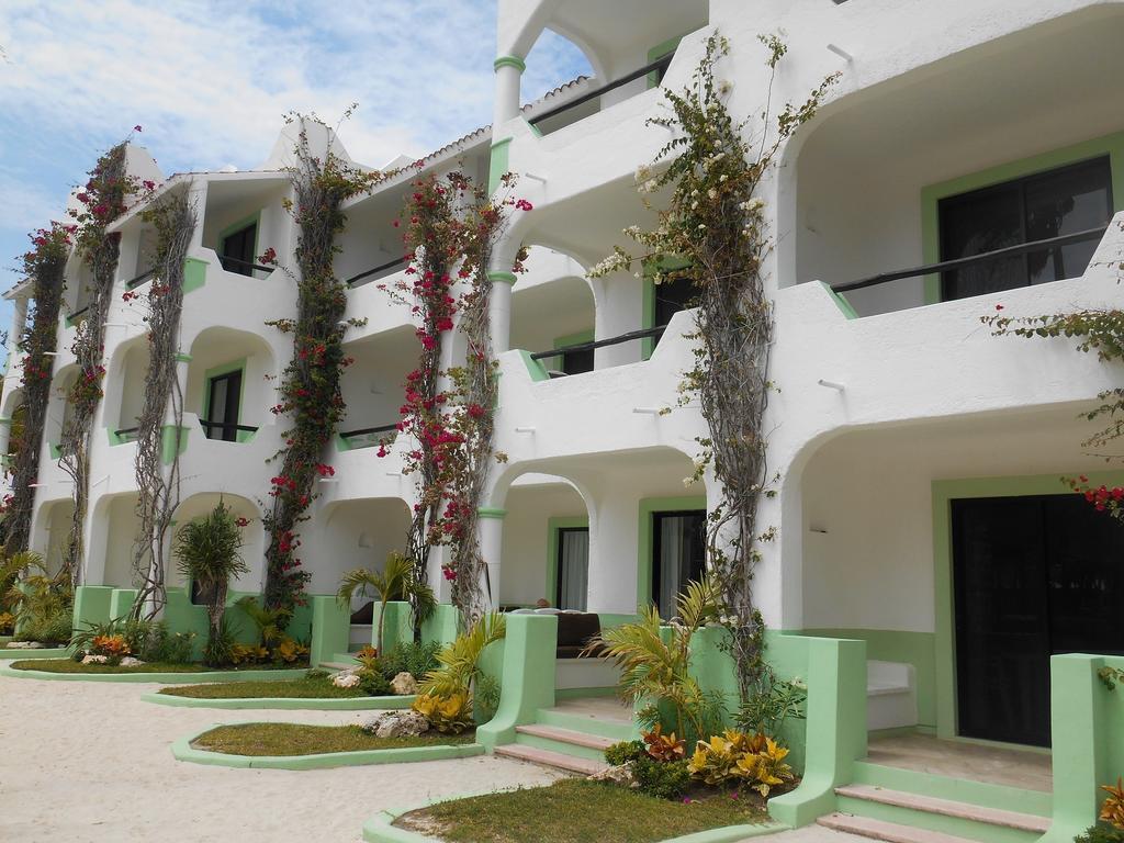 Club Caribe Hotel 3*