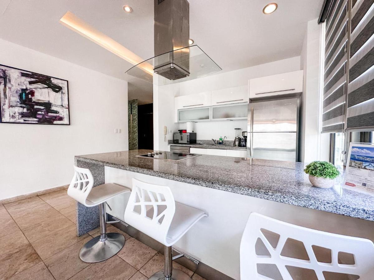 Apartment Dc 1103 Trendy Condo In Mamitas Beach Area Half Block To 5Th *