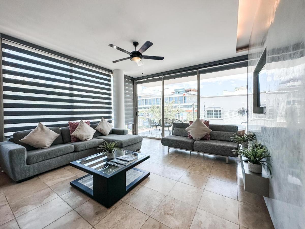 Dc 1103 Trendy Condo In Mamitas Beach Area Half Block To 5Th Playa del Carmen