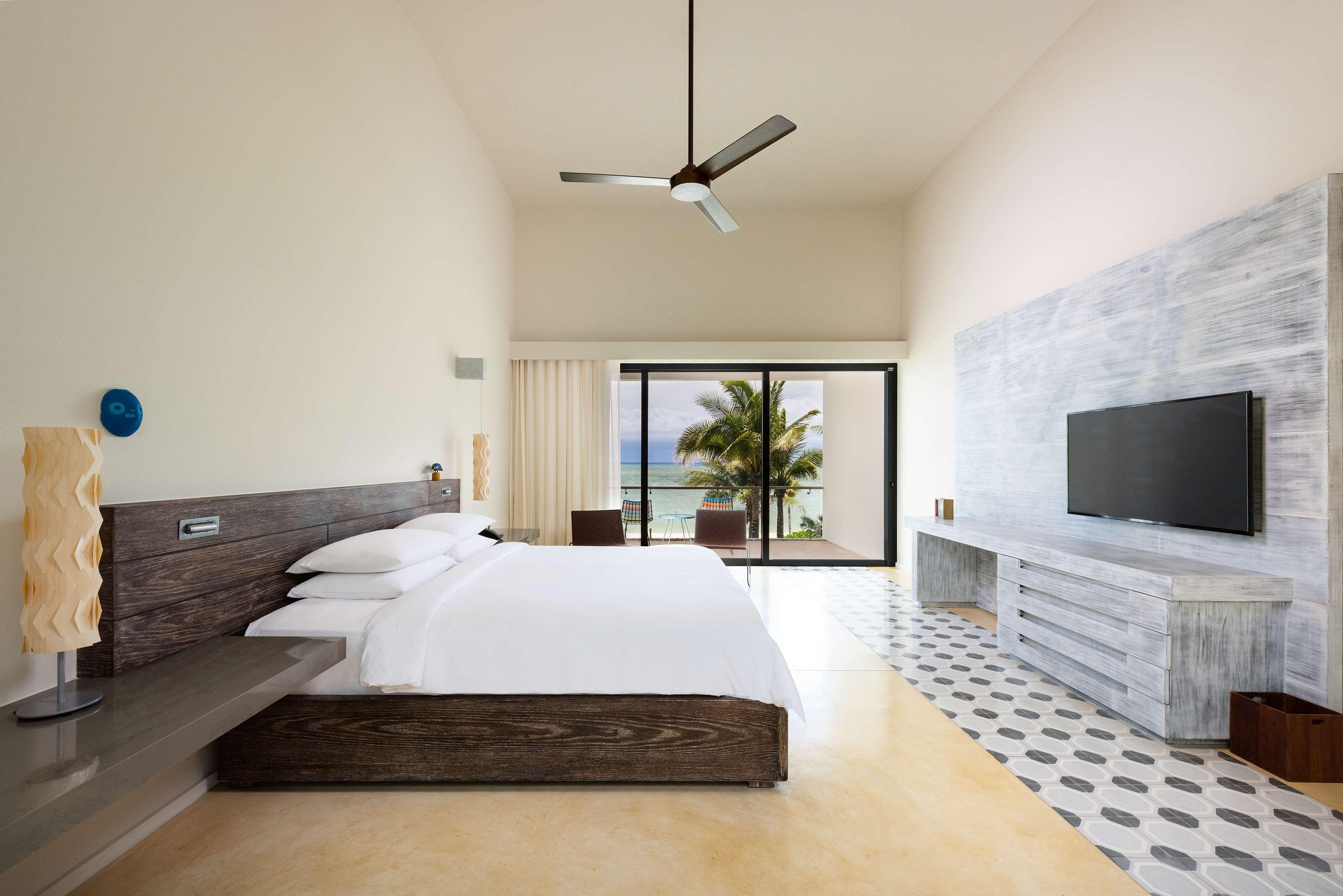 Andaz Mayakoba Riviera Maya, By Hyatt El Marlyn Azul