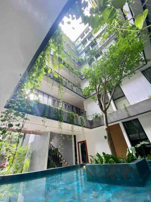 Apartment New! Luxury Floor Condo-steps To 5th-fast Wifi