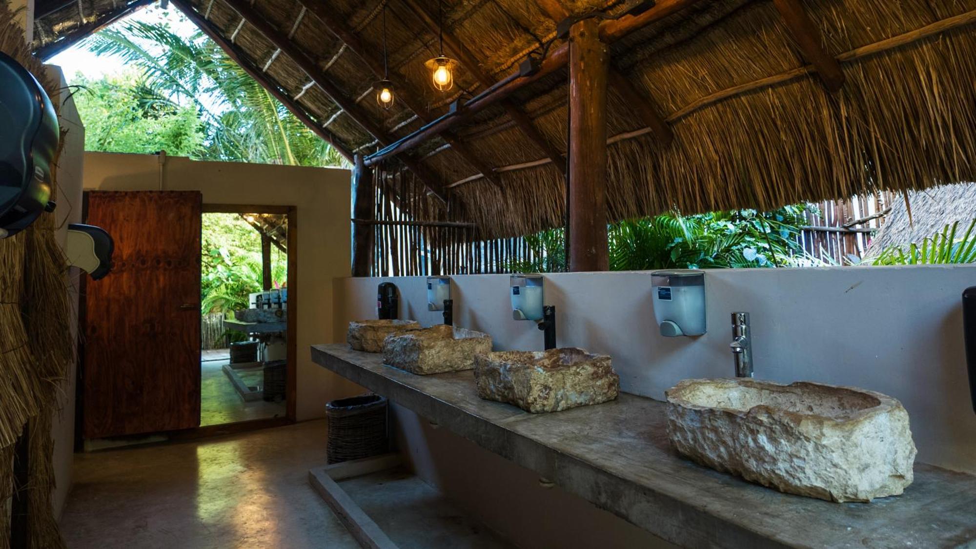 Mia Tulum Beachfront Resort - Ocean View Suites And Beach Club 4* Tulum