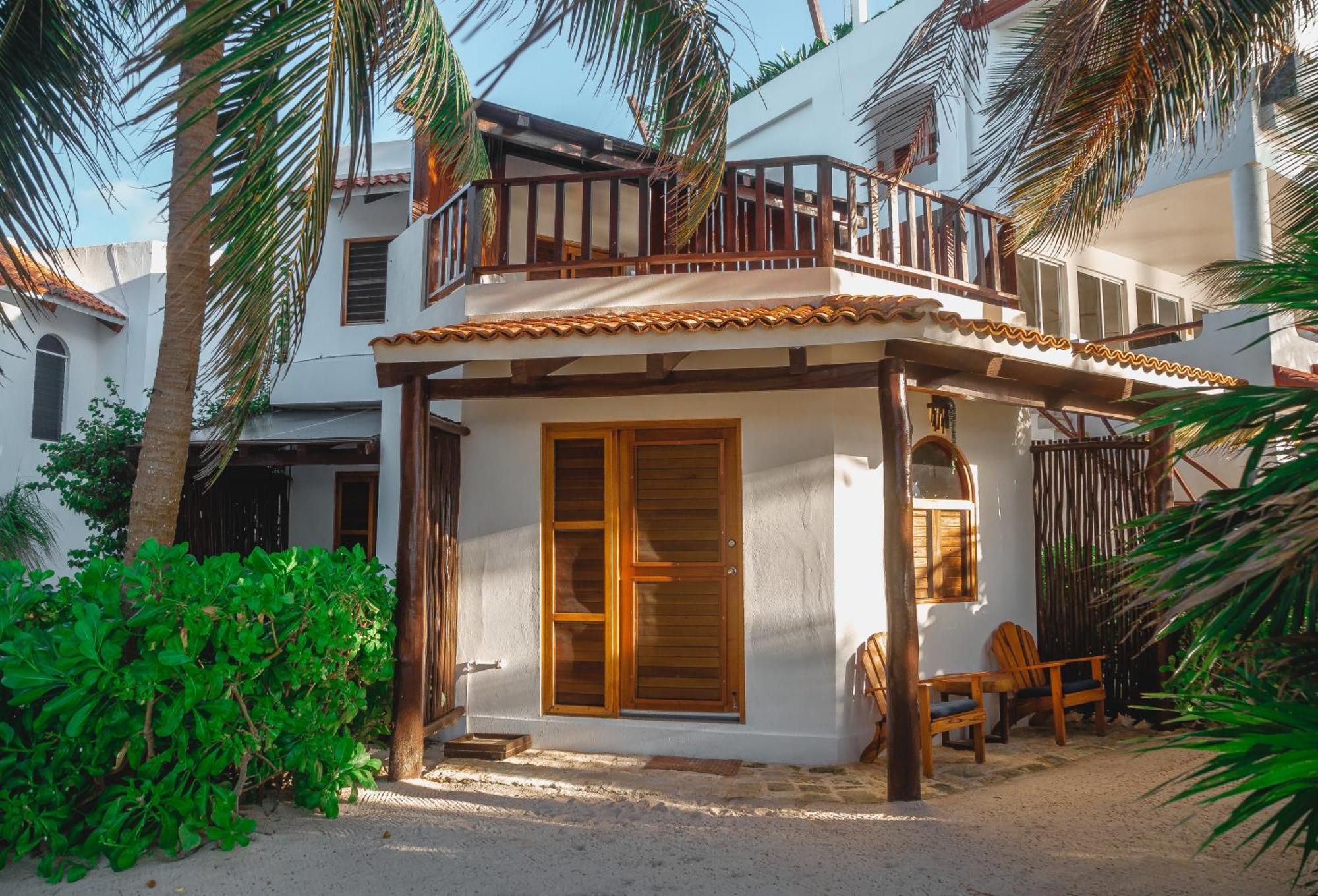 Casa Colibri Tankah Bed & Breakfast 2*