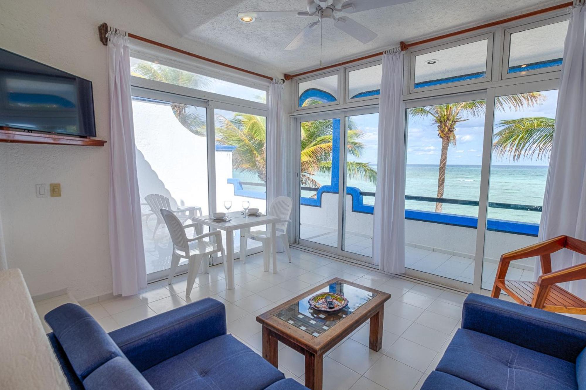 Del Sol Beachfront 2*