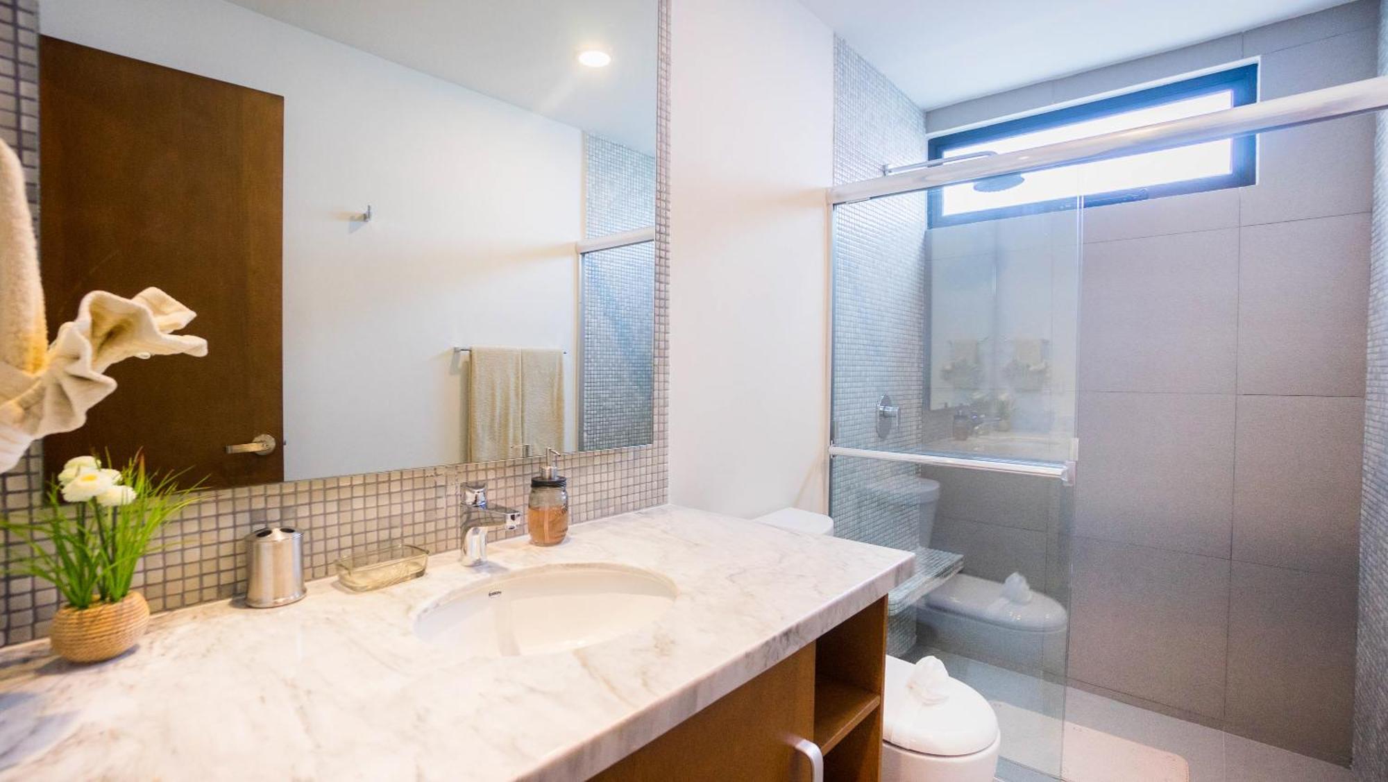 Lunada Condo By Bvr *