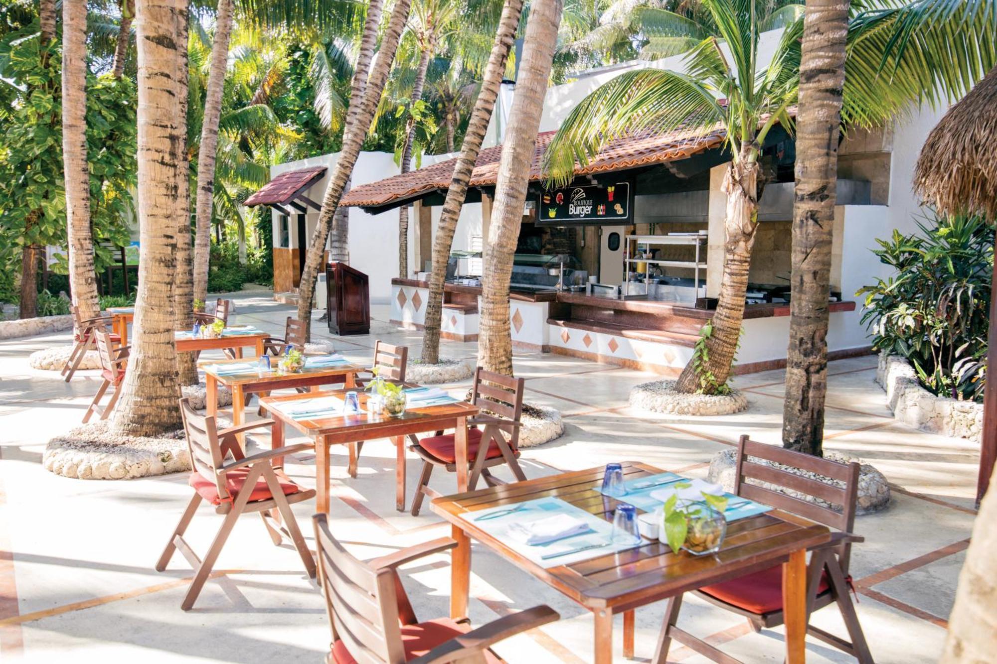 El Dorado Seaside Suites, Catamaran, Ecoturistic Ranch, All & More Inclusive - Adults Only 5* Xpu Ha