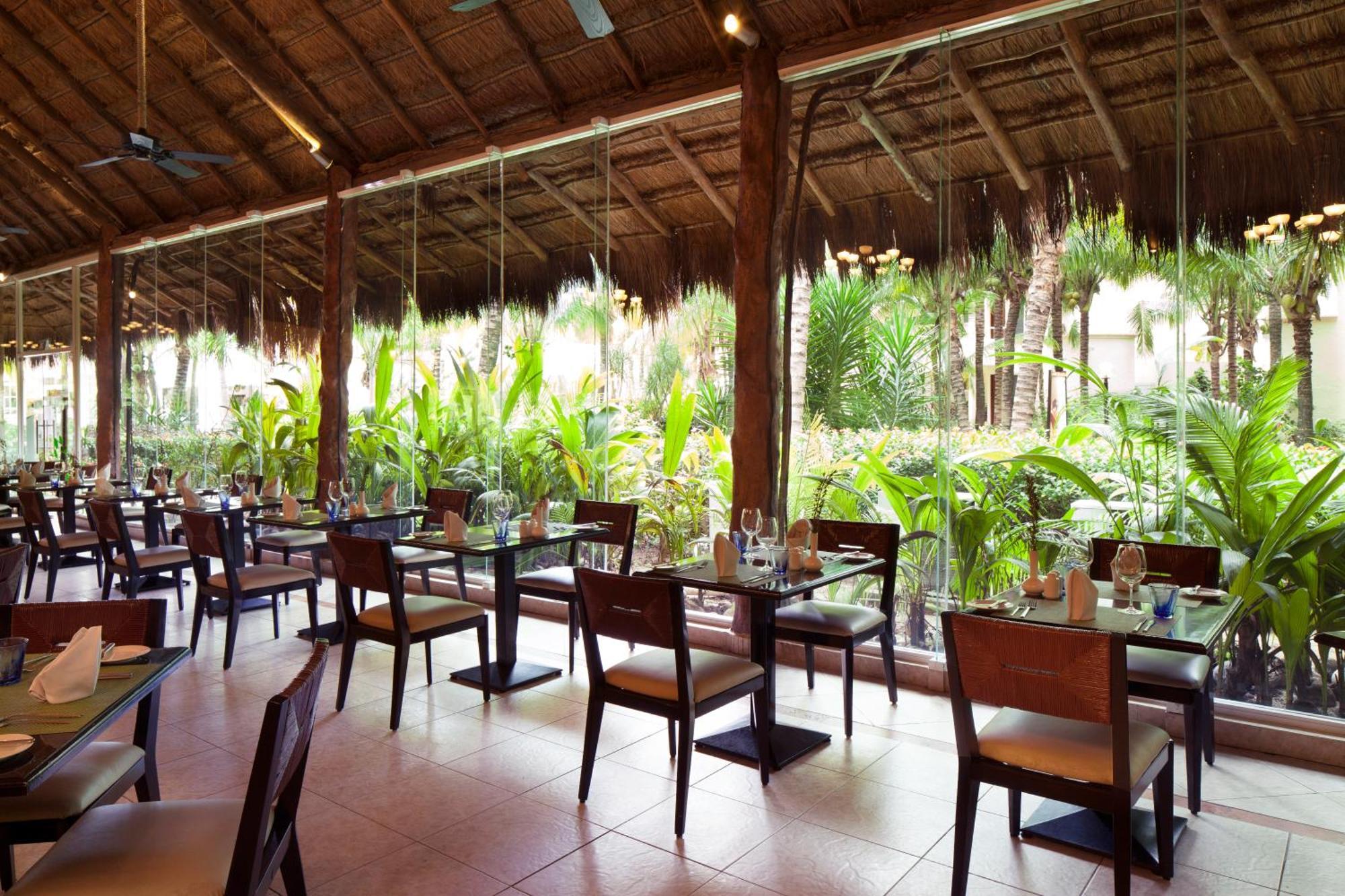 El Dorado Seaside Suites, Catamaran, Ecoturistic Ranch, All & More Inclusive - Adults Only Resort 5*