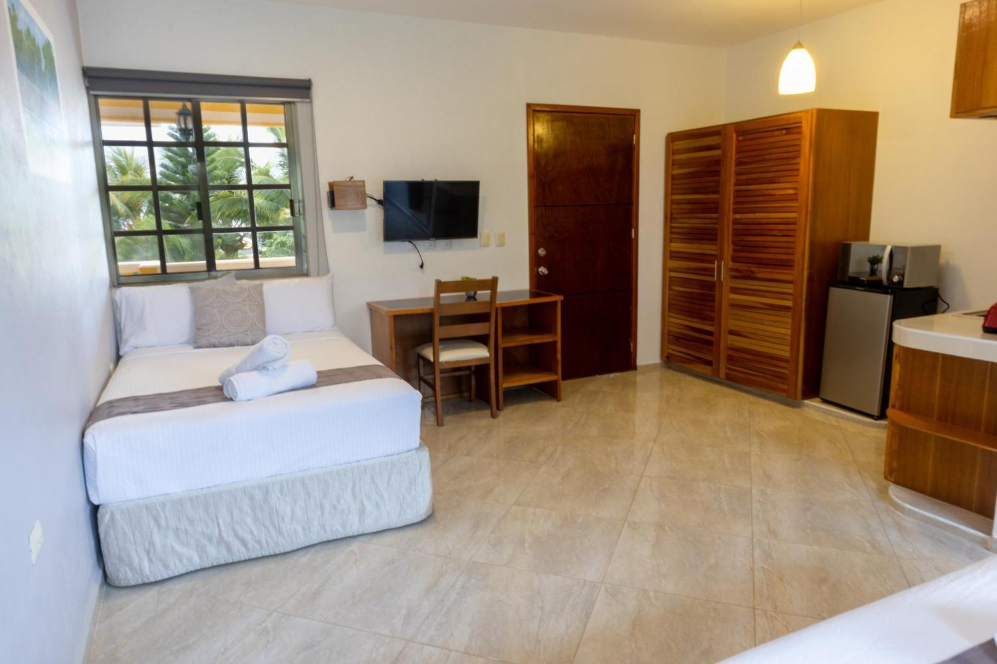 Scarlette Hotel 3*