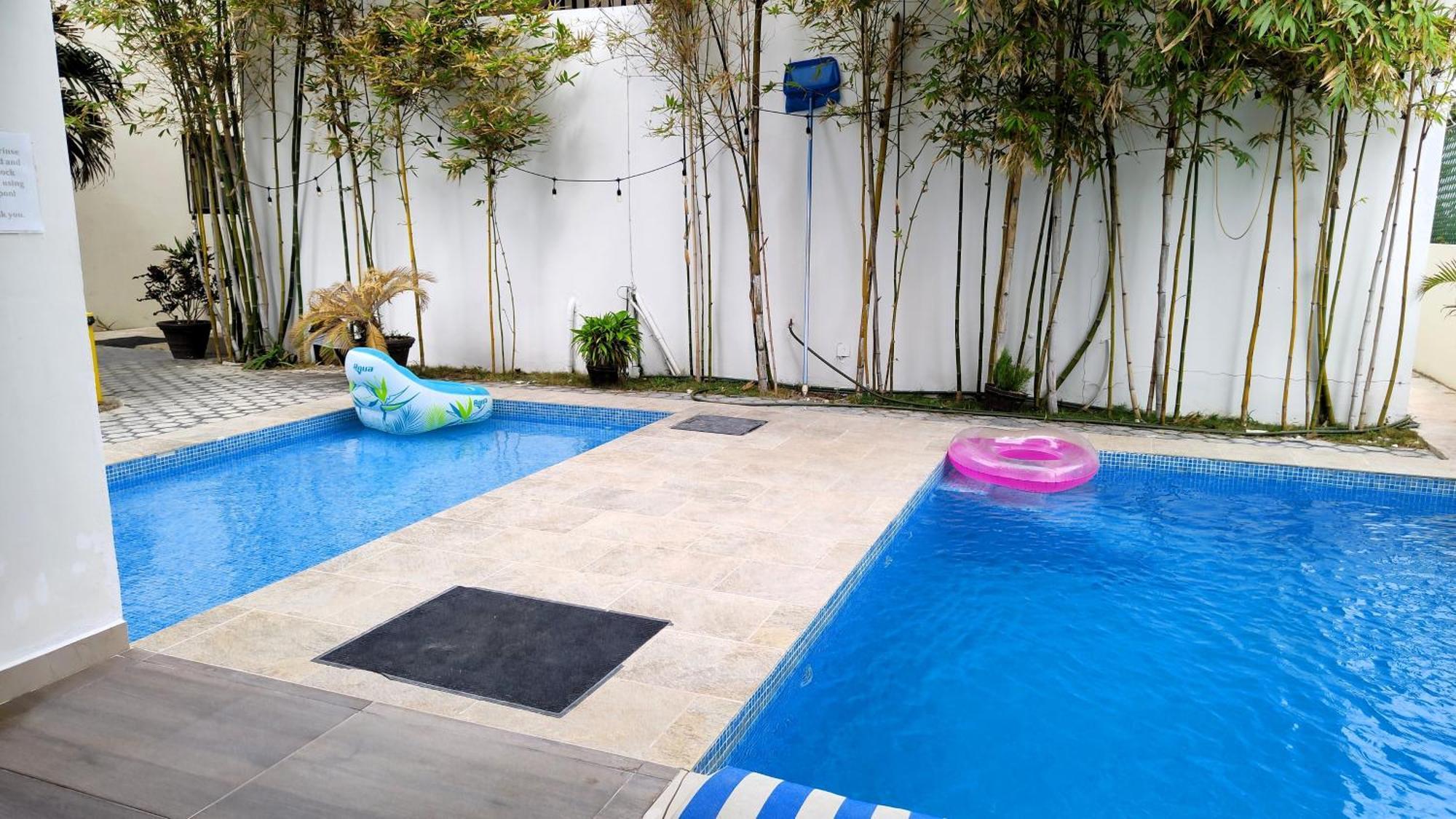 Vela's Ocean Front Aparthotel 3*