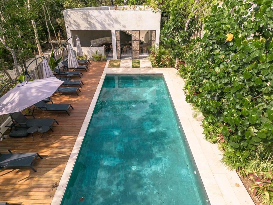 Apartment Brand New Pool Side 2br Private Concierge