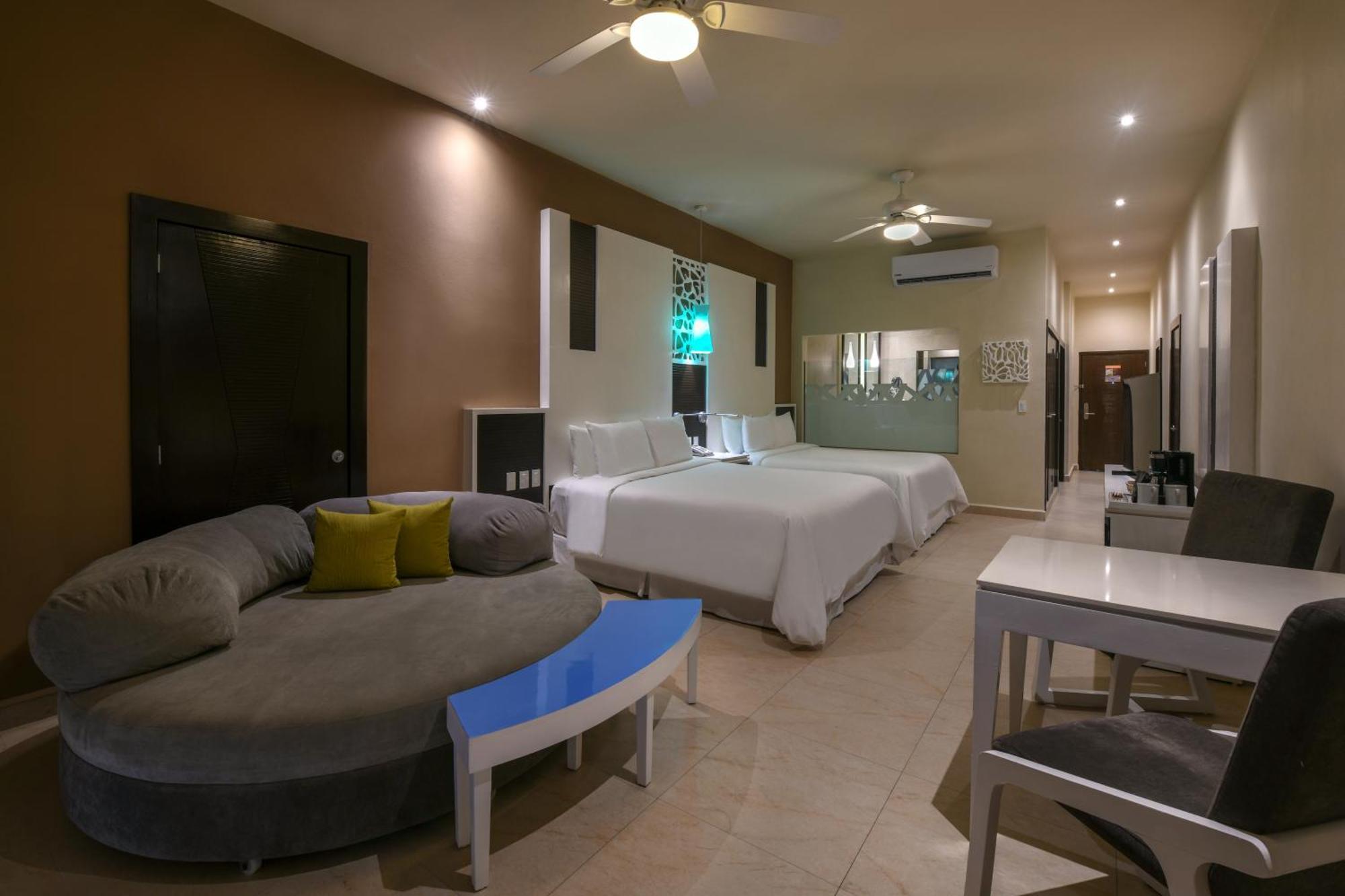 El Dorado Seaside Suites, Catamaran, Ecoturistic Ranch, All & More Inclusive - Adults Only