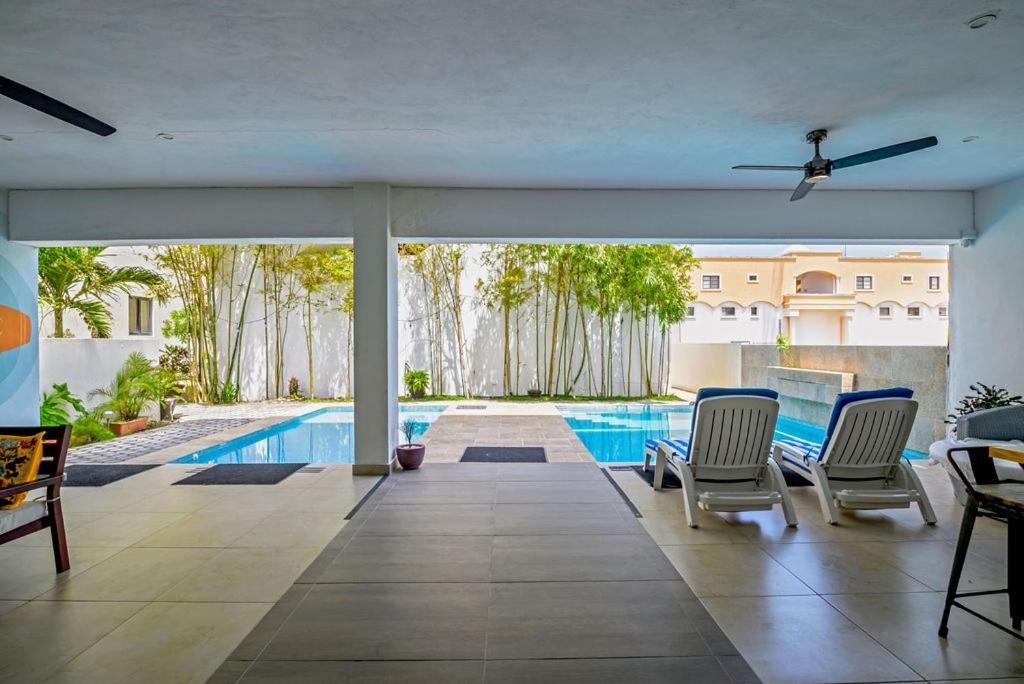 Aparthotel Vela's Ocean Front 3*