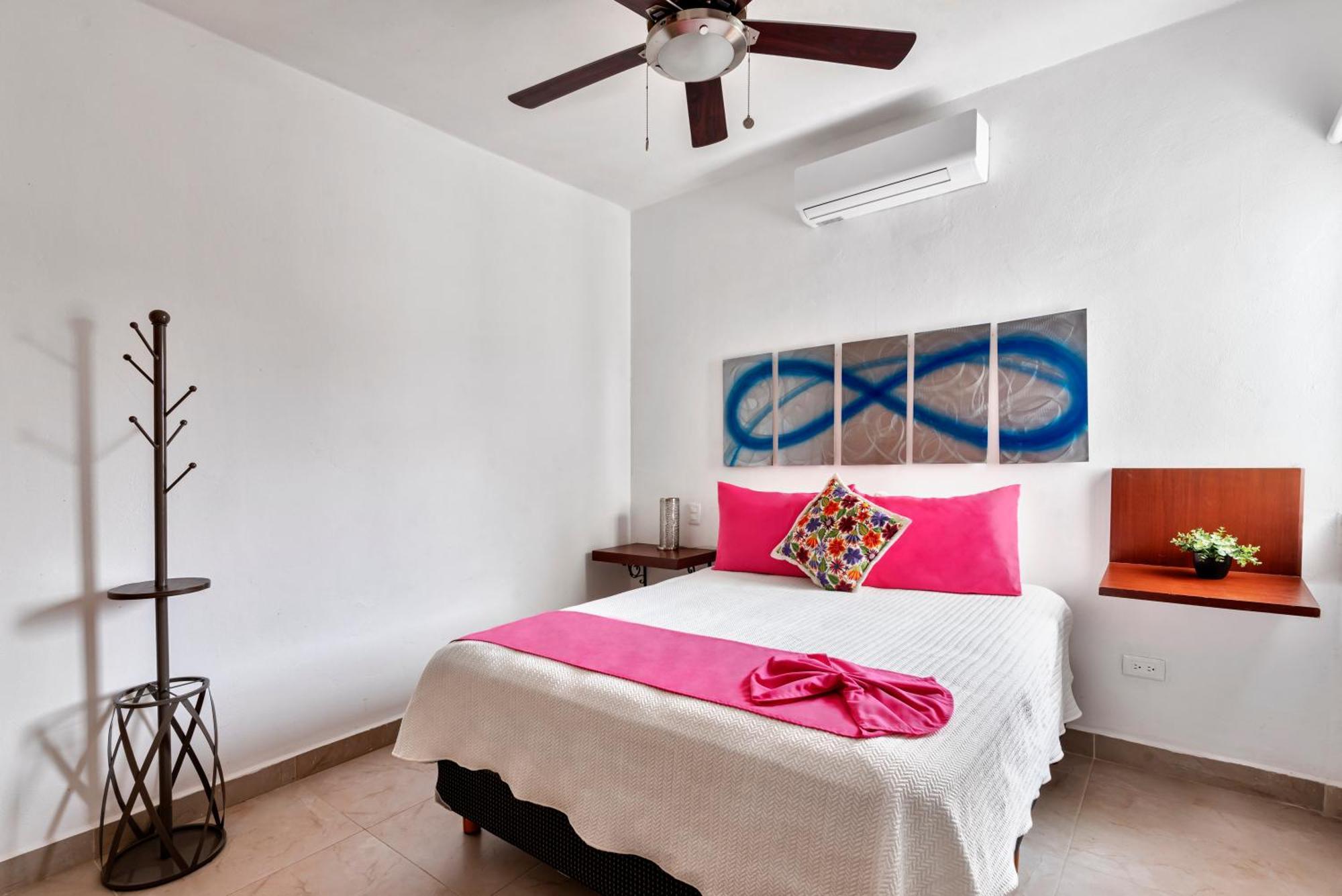 Vela's Ocean Front Aparthotel